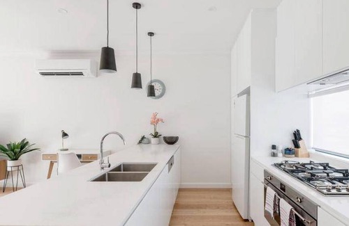 Port Melbourne House | 240 m² House ∙ 3 bedrooms ∙ 8 guests