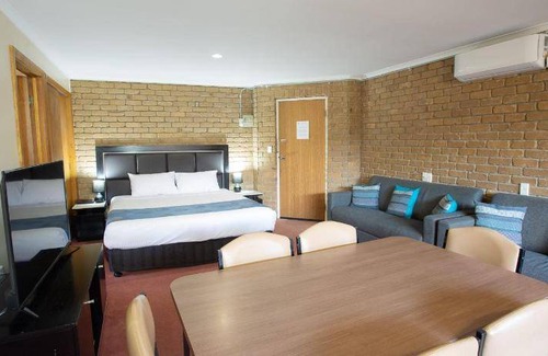 Stawell Hotel | 25 m² Hotel ∙ 10 guests