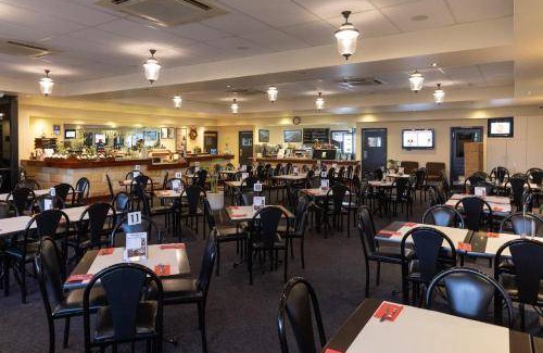 Port Macdonnell Hotel | 25 m² Hotel ∙ 4 guests