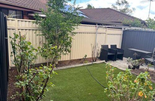 Wetherill Park Apartment | 250 m² Apartment ∙ 3 bedrooms ∙ 6 guests