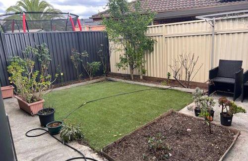 Wetherill Park Apartment | 250 m² Apartment ∙ 3 bedrooms ∙ 6 guests