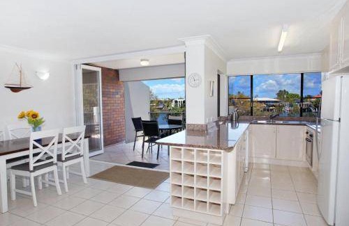 Mooloolaba Apartment | 250 m² Apartment ∙ 2 bedrooms ∙ 5 guests