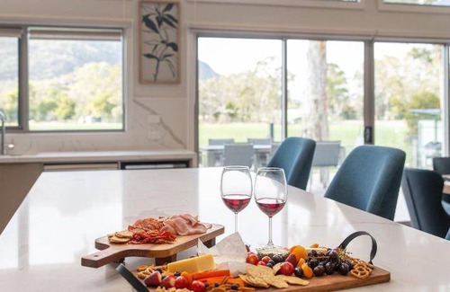 Halls Gap House | 250 m² House ∙ 4 bedrooms ∙ 10 guests