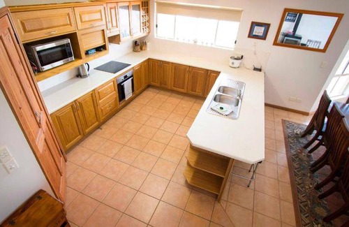 Seymour House | 250 m² House ∙ 5 bedrooms ∙ 16 guests