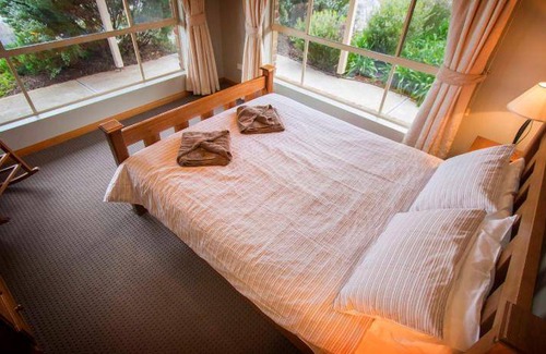Seymour House | 250 m² House ∙ 5 bedrooms ∙ 16 guests