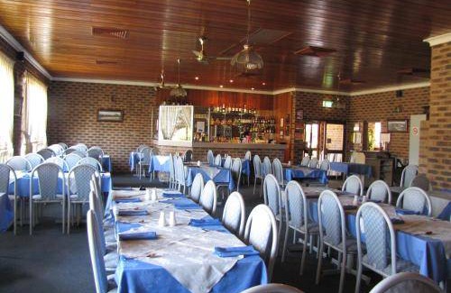 Oberon Hotel | 250 m² Motel ∙ 2 bedrooms ∙ 5 guests