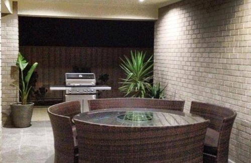 McLaren Vale Resort | 260 m² Resort ∙ 3 bedrooms ∙ 127 guests