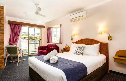 Merimbula Hotel | 28 m² Motel ∙ 127 guests