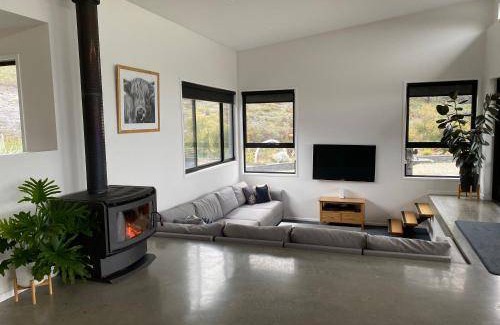 Lower Snug House | 280 m² House ∙ 5 bedrooms ∙ 12 guests