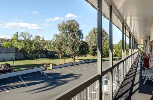 Warwick Hotel | 29 m² Motel ∙ 8 guests