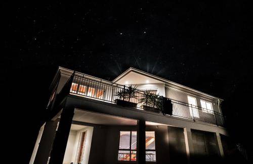 Binalong Bay House | 291 m² House ∙ 5 bedrooms ∙ 6 guests