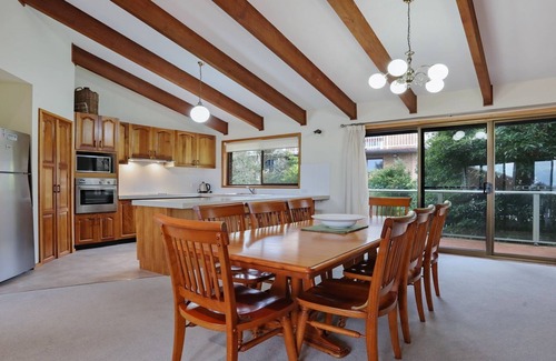 Merimbula Apartment | 3/11 Beach Street, Merimbula