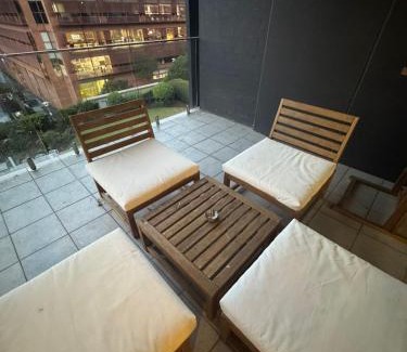 Pyrmont Apartment | 3 Bedroom Apartment with Parking and Pool Access