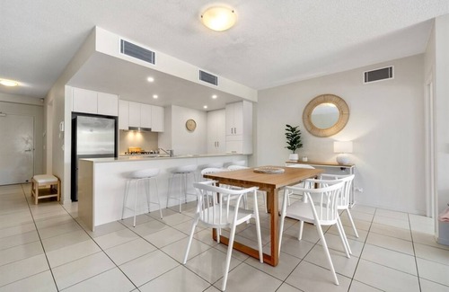 Casuarina Apartment | 3 Bedroom Pool View Apartment