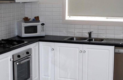 Melton Hotel | 30 m² Motel ∙ 2 bedrooms ∙ 6 guests