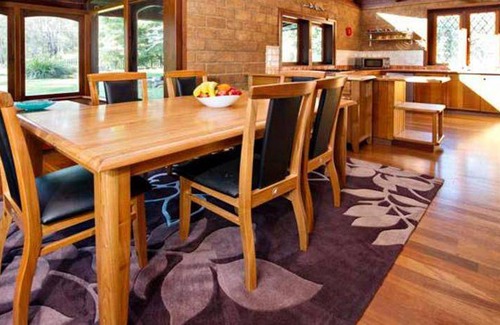 Redgate House | 300 m² House ∙ 1 bedroom ∙ 9 guests