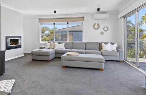 Tootgarook House | 300 m² House ∙ 4 bedrooms ∙ 8 guests