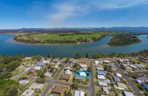 Mylestom House | 300 m² House ∙ 4 bedrooms ∙ 16 guests