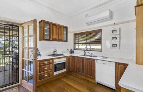 Mylestom House | 300 m² House ∙ 4 bedrooms ∙ 16 guests