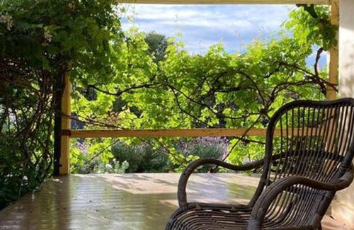 Parkes House | 300 m² House ∙ 6 bedrooms ∙ 12 guests