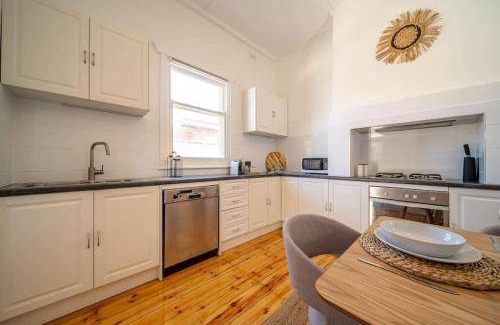Keswick House | 339 m² House ∙ 2 bedrooms ∙ 6 guests