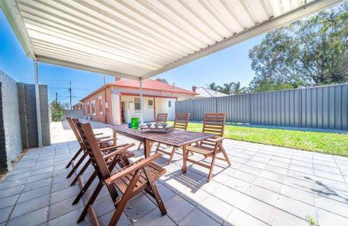 Keswick House | 339 m² House ∙ 2 bedrooms ∙ 6 guests