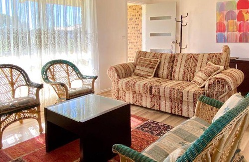 Oberon Hotel | 35 m² Motel ∙ 3 bedrooms ∙ 6 guests