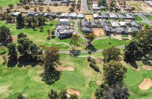 Mildura Resort | 35 m² Resort ∙ 8 guests