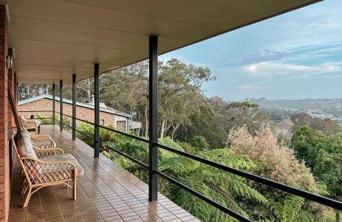 North Narooma House | 350 m² House ∙ 4 bedrooms ∙ 7 guests