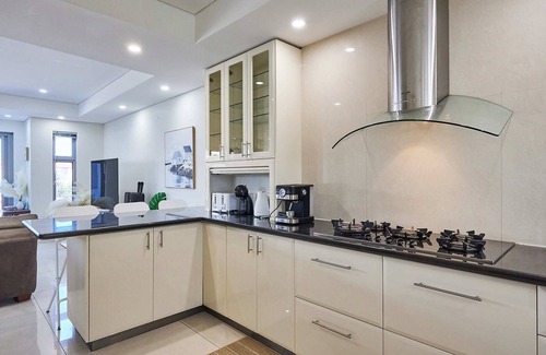 Scarborough House | 4 Bed 4 bath in Scarborough