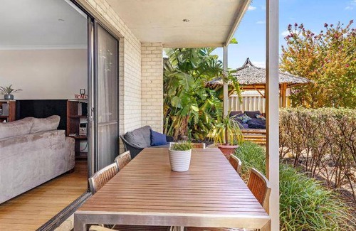 West Busselton Bed & Breakfast | 40 m² Bed and breakfast ∙ 3 bedrooms ∙ 6 guests