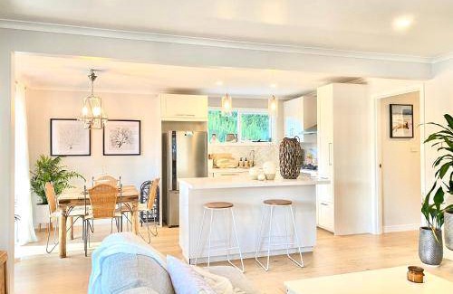 Rosebud House | 400 m² House ∙ 3 bedrooms ∙ 8 guests