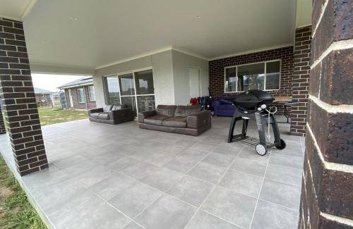 Millfield House | 400 m² House ∙ 6 bedrooms ∙ 10 guests