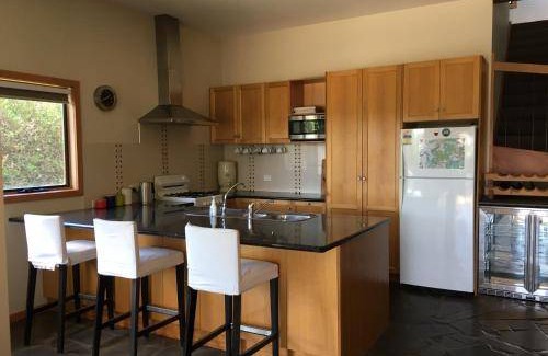 Port Campbell House | 400 m² House ∙ 4 bedrooms ∙ 10 guests