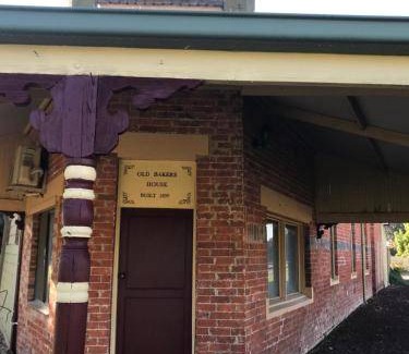 Tocumwal Hotel | 45 m² Motel ∙ 3 guests