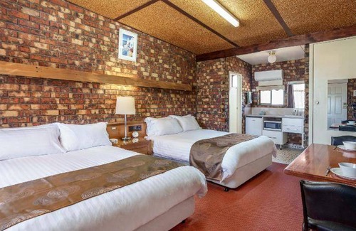 Kerang Hotel | 45 m² Motel ∙ 5 guests