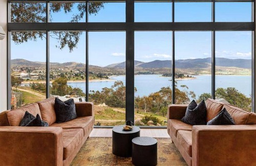 East Jindabyne House | 470 m² House ∙ 6 bedrooms ∙ 14 guests