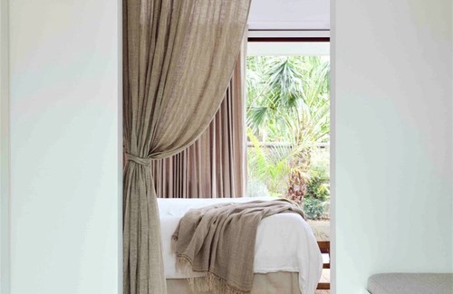 Broken Head House | 498 m² House ∙ 5 bedrooms ∙ 10 guests