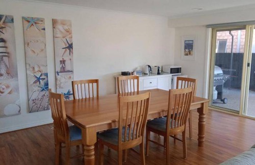 Clifton Springs Bed & Breakfast | 50 m² Bed and breakfast ∙ 2 guests