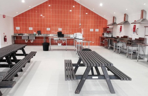Hahndorf Resort | 50 m² Resort ∙ 3 bedrooms ∙ 127 guests
