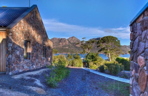 Coles Bay House | 60 m² House ∙ 1 bedroom ∙ 2 guests