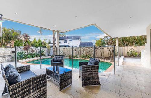 Sylvania Waters House | 600 m² House ∙ 4 bedrooms ∙ 8 guests