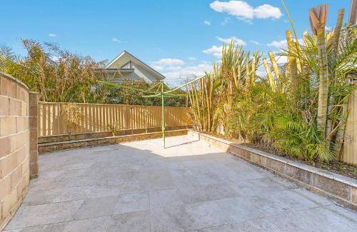 Sylvania Waters House | 600 m² House ∙ 4 bedrooms ∙ 8 guests