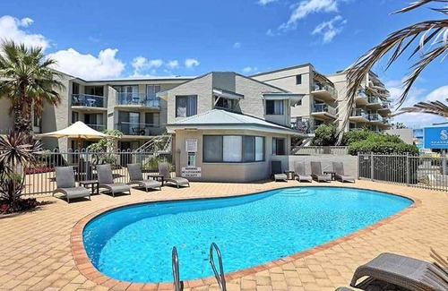 Scarborough Apartment | 63 m² Apartment ∙ 2 bedrooms ∙ 4 guests