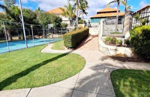 Mandurah House | 66 m² House ∙ 2 bedrooms ∙ 6 guests