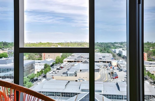 Box Hill Apartment | 68 m² Apartment ∙ 2 bedrooms ∙ 5 guests