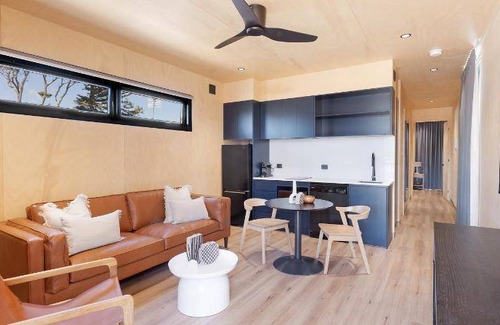 Hawks Nest Resort | 69 m² Resort ∙ 2 bedrooms ∙ 6 guests
