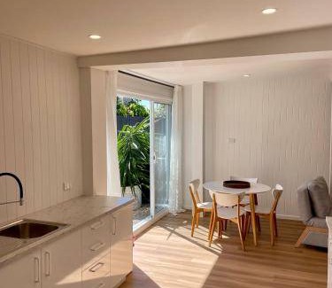 Boreen Point Apartment | 70 m² Apartment ∙ 2 bedrooms ∙ 4 guests