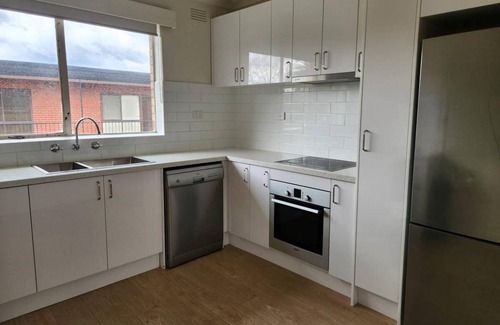 Williamstown Apartment | 70 m² Apartment ∙ 2 bedrooms ∙ 4 guests