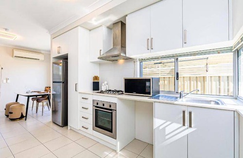 Middle Swan Apartment | 70 m² Apartment ∙ 2 bedrooms ∙ 5 guests